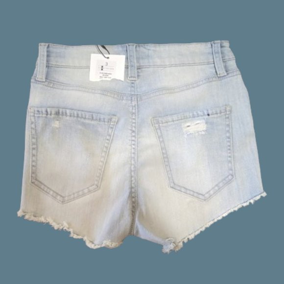 Destroyed Light Wsh Blue Denim Shorts Jean Shorts Size 3 NEW NWT - Picture 2 of 2